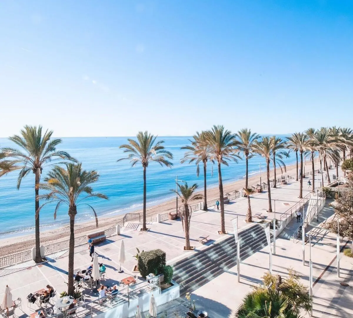 Denise Suite Banus Μαρμπέλλα